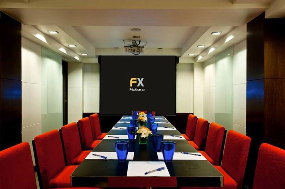 Fx Hotel Metrolink Makkasan Bangkok Esterno foto